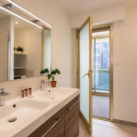 Appartement Oman1 Magnifique Et Modern Deux Pieces Cannes